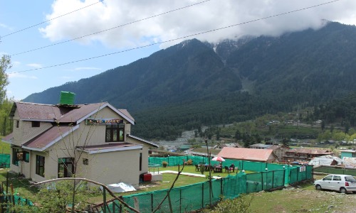 ld-hut-pahalgam2 (1)