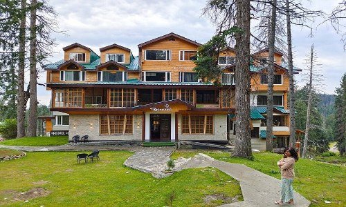 the-rosewood-hotel-gulmarg1